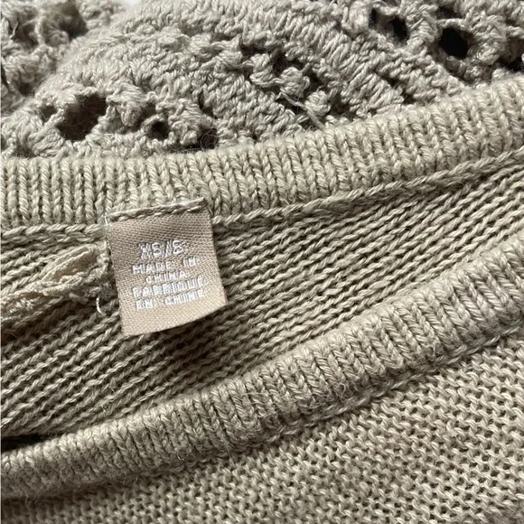 Anthropologie Knitted and Knotted linen blend
Beige Crochet Tunic Dress kaftan - Picture 5 of 6